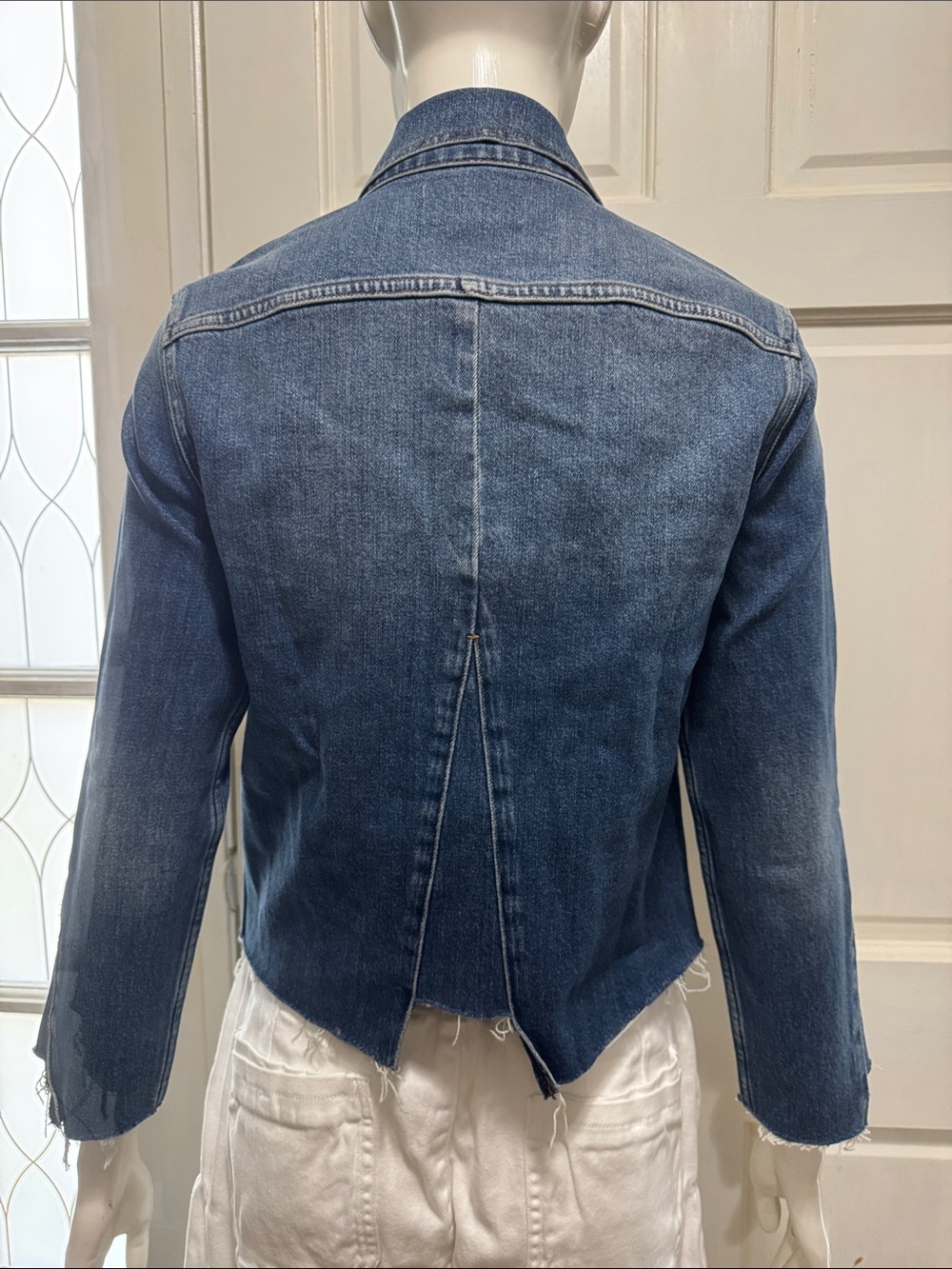 Frame Denim Women's Medium Blue Cropped Jean Jacket Size XSMALL - Picture 7 of 12